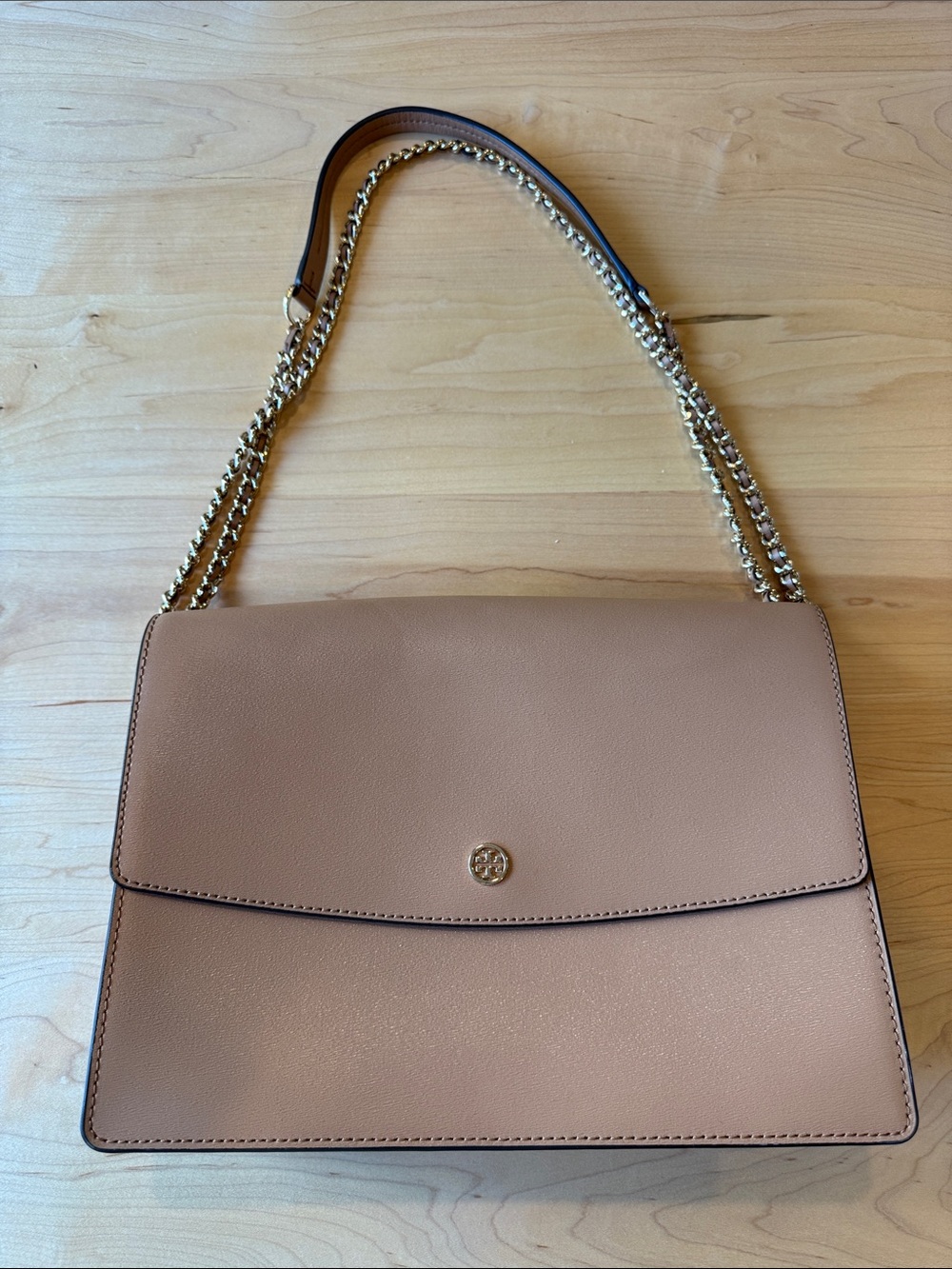 Tory Burch Robinson Camel Leather Bag Purse with Gold Chain Detail
